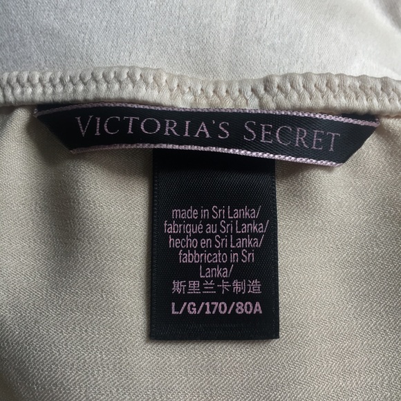 Satin slip skirt - Picture 4 of 4